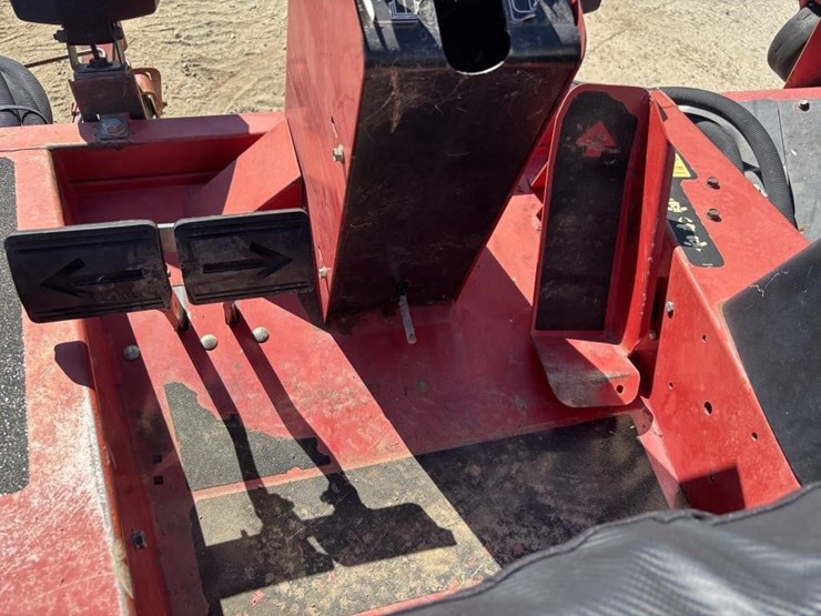 2009-toro-groundsmaster-4100d-image-22