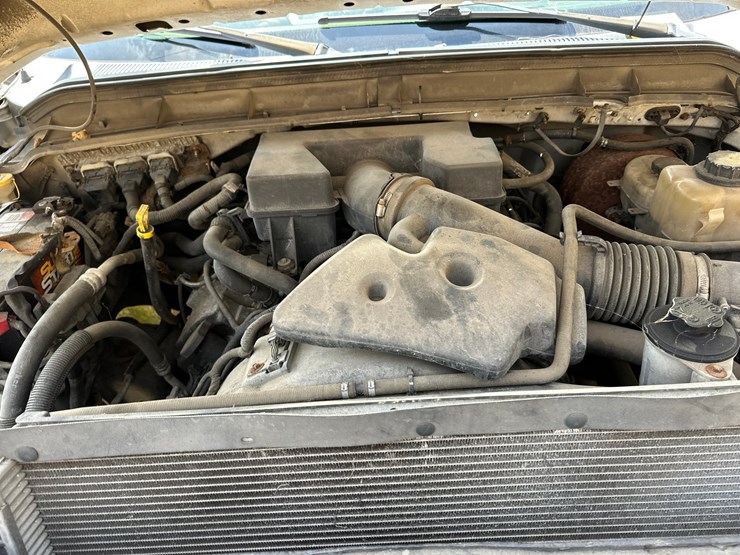 2011-ford-f250-image-26
