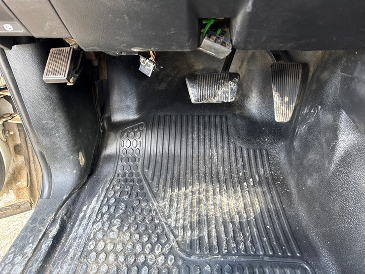 2019-dodge-3500-image-44