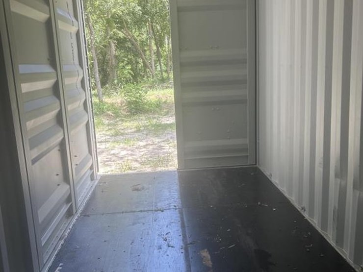 #38-•-40'-high-cube-conex-shipping-container---one-trip-image-14