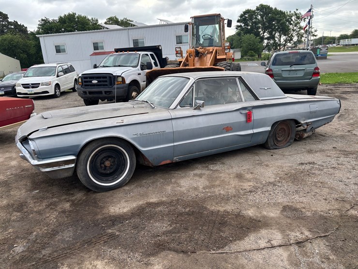 #2181-•-1964-ford-thunderbird-coupe-image-1