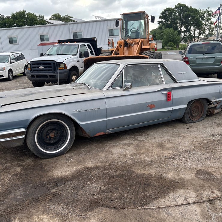 #2181 • 1964 Ford Thunderbird Coupe