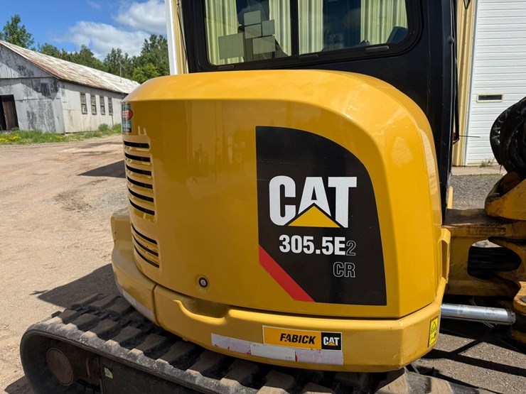 caterpillar-305.5e2-image-32
