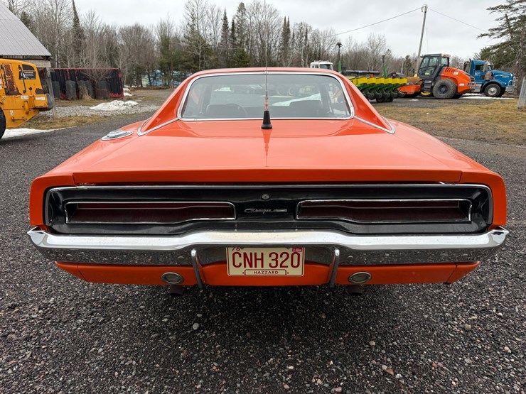 #2386-•-1969-dodge-charger-image-4