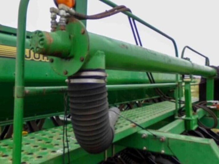 john-deere-750-image-15