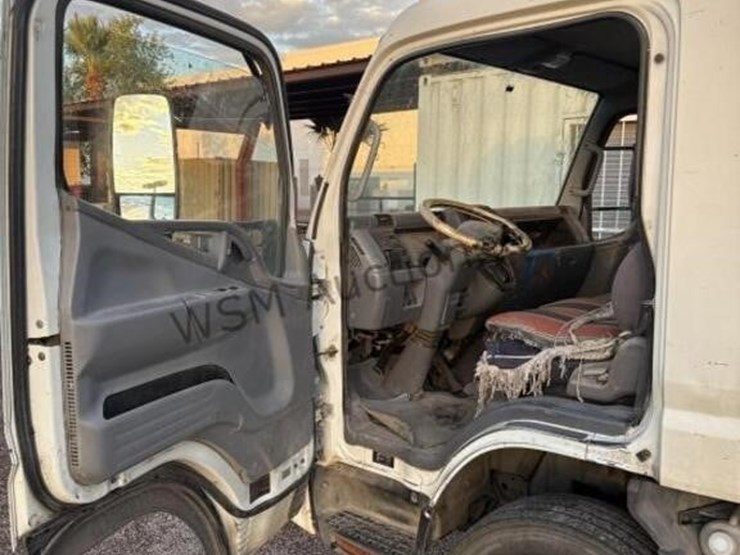 2007-mitsubishi-fe140-fuso-f/b-image-31