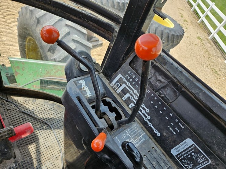 john-deere-8430-image-30