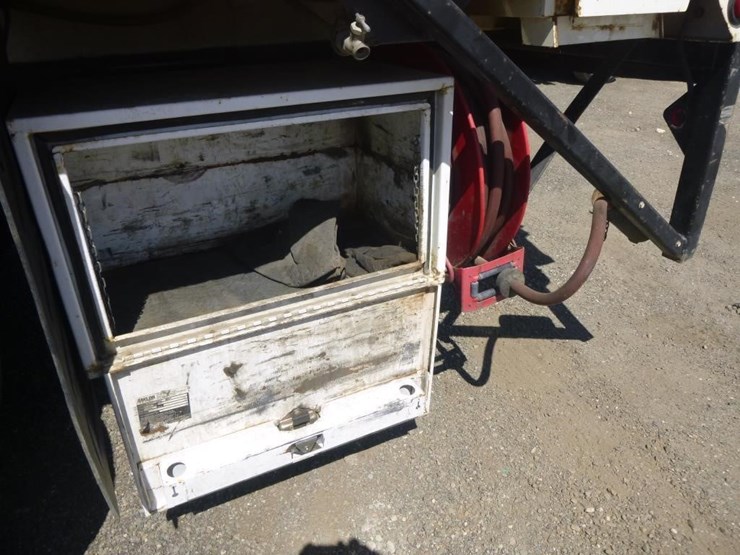 2007-international-durastar-4400-image-17