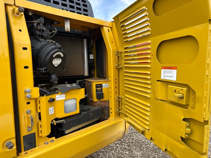 komatsu-pc130-11-image-48