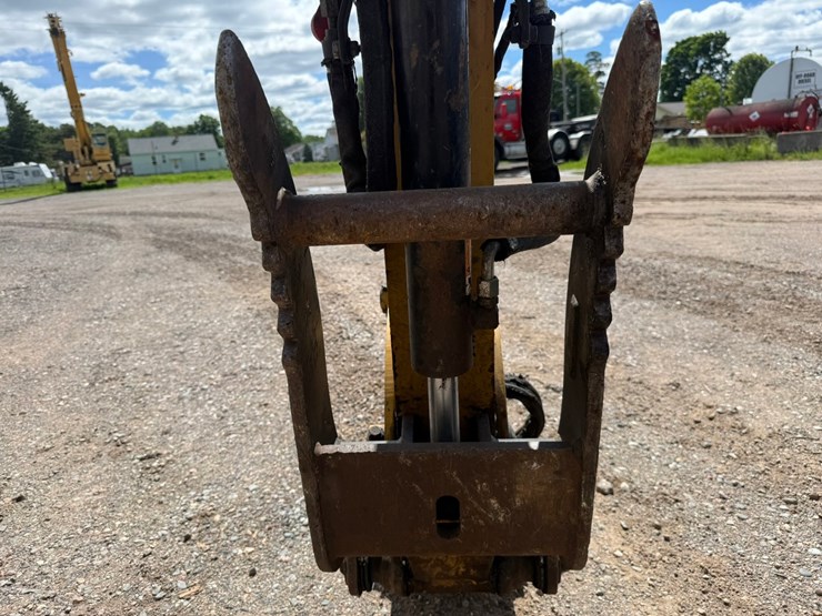 caterpillar-305.5e2-image-10