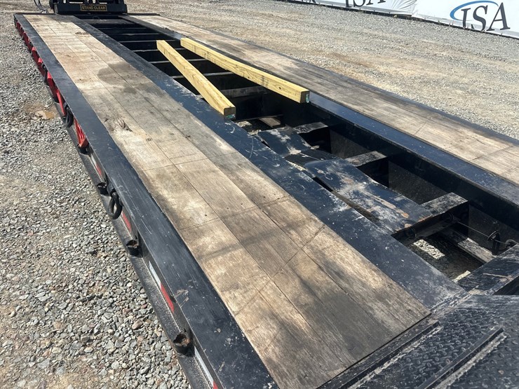 #60924-•-2026-contender-tri-axle-lowboy-trailer-image-25