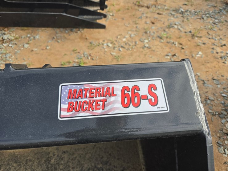#6007-•-approx.-66"-unused-stout-66-s-skid-steer-bucket-image-5