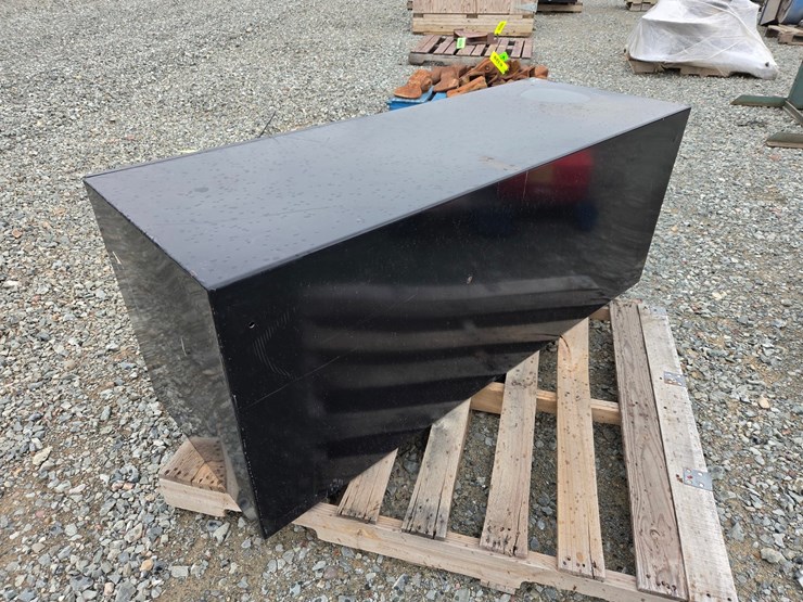 #6328-•-truck-tool-box-image-2