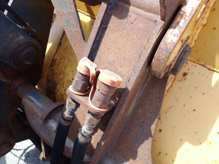 2009-deere-310sj-image-48