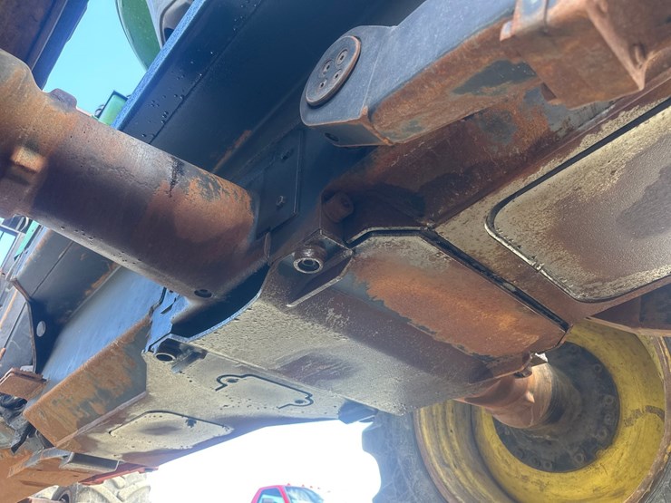 deere-1110e-image-104