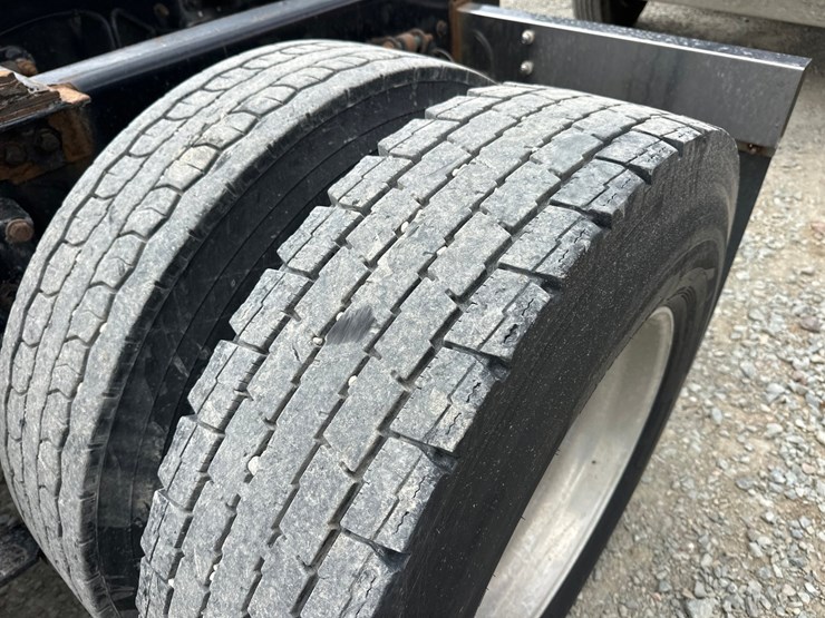 2014-kenworth-t660-image-71