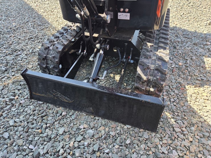 #5013-•-unused-future-ft13-mini-excavator-image-13