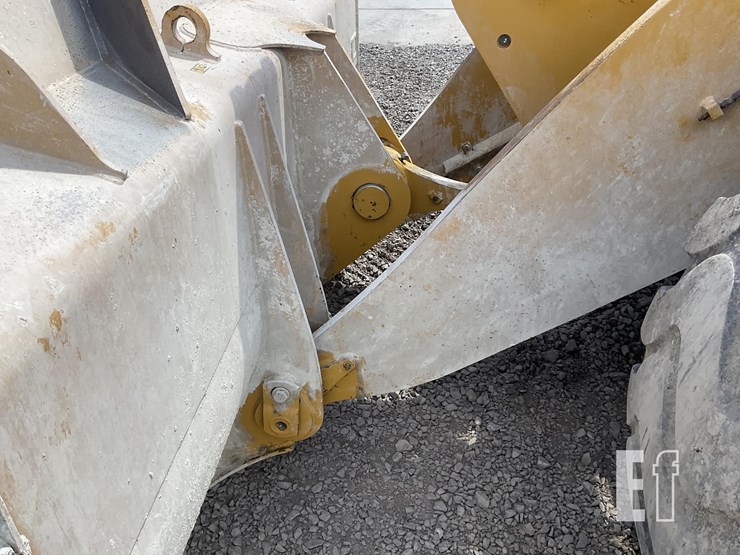 2019-caterpillar-950m-image-9