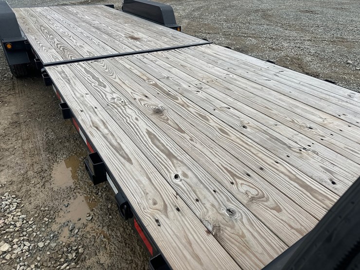 #60887-•-2024-behnke-enterprises-24'-tilt-bed-trailer-image-15