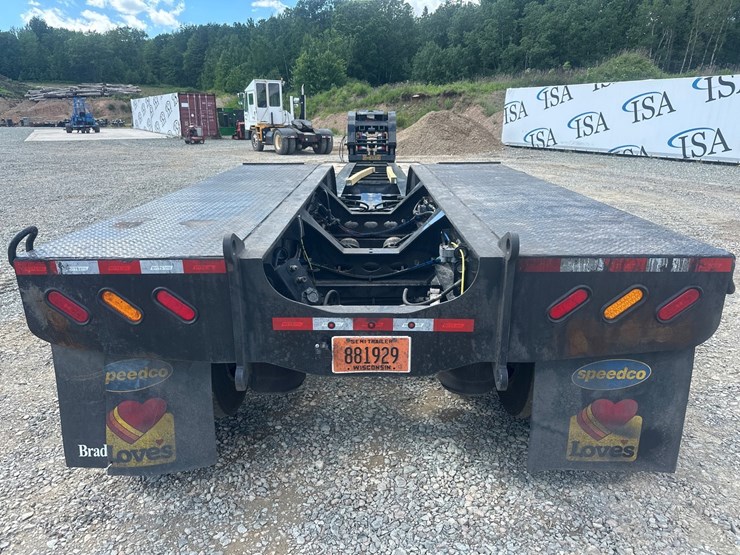 #60924-•-2026-contender-tri-axle-lowboy-trailer-image-4