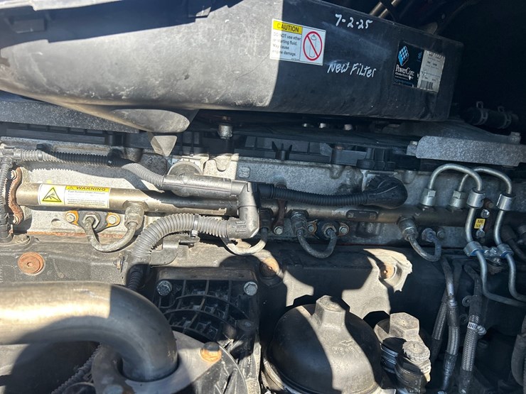 2017-freightliner-cascadia-125-image-65