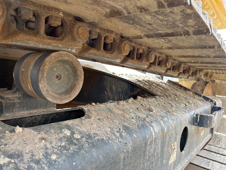 komatsu-pc130-11-image-77