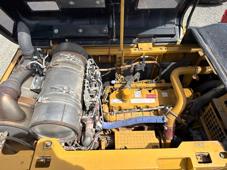 2017-caterpillar-336fl-image-55