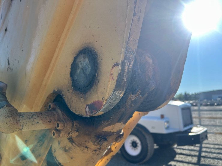 2000-deere-200-lc-image-14
