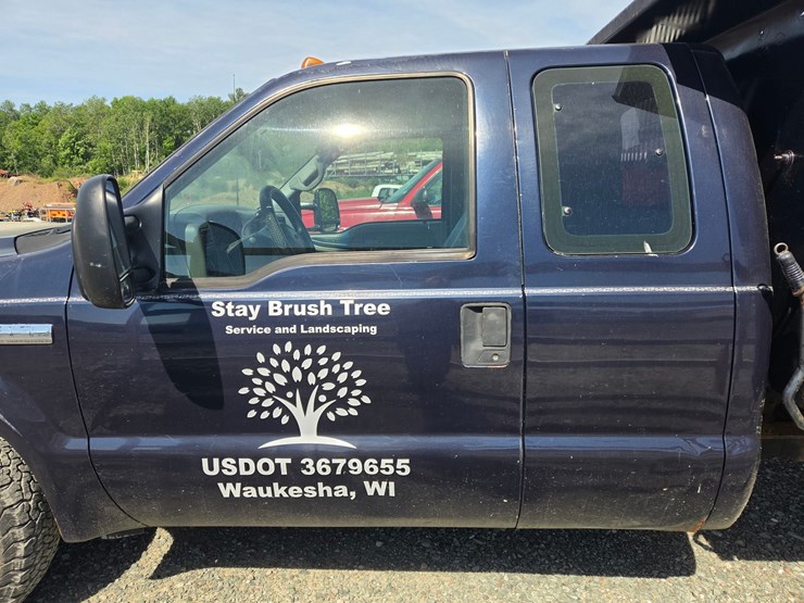 2001-ford-f350-image-18