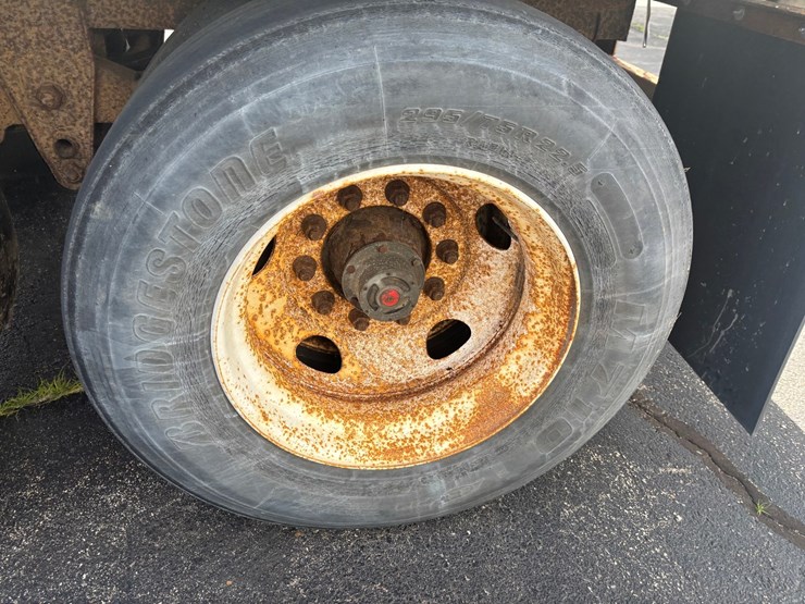 #2187-•-2002-hyundai-48'-dry-van-image-64