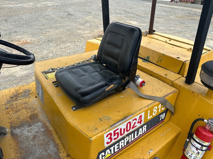 1995-caterpillar-dp70-image-32
