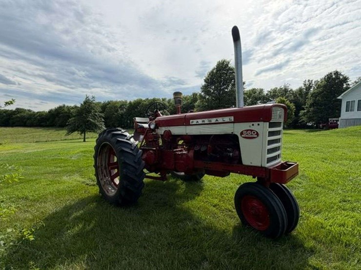 1962-farmall-560-diesel-image-6