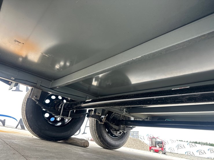 #60918-•-x-star-trailers-approx.-750-gallon-trailer-image-20