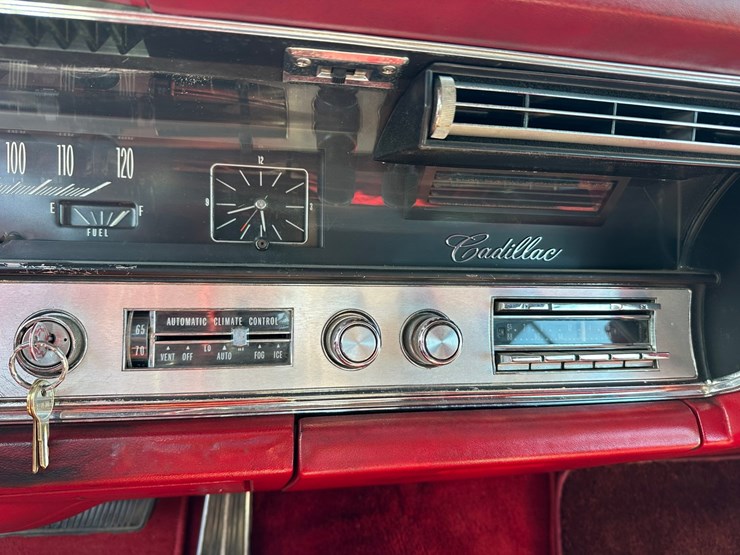 #1175-•-1967-cadillac-deville-convertible-coupe-image-51