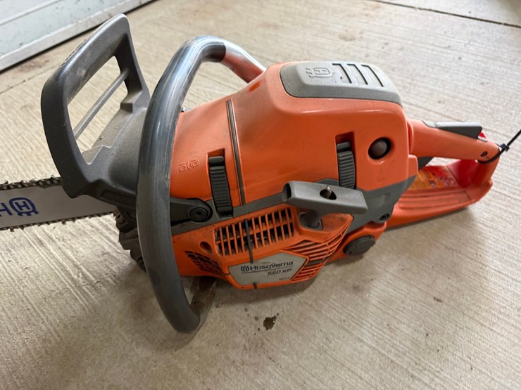 #1773-•-husqvarna-550xp-chainsaw-image-3