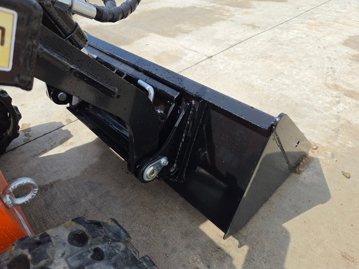 #5049-•-2026-36c-mini-skid-steer-image-12