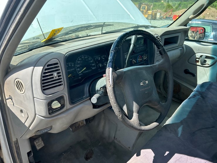 1999-chevrolet-2500-image-83