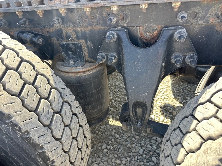 #60118-•-2019-international-rh613-day-cab-truck-tractor-image-43