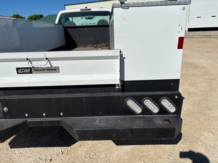 2004-ford-f450-image-58