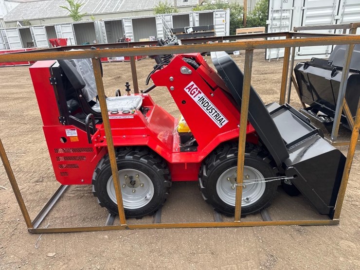 new-agt-industrial-co-mini-skidloader-model-sda-140w-image-6