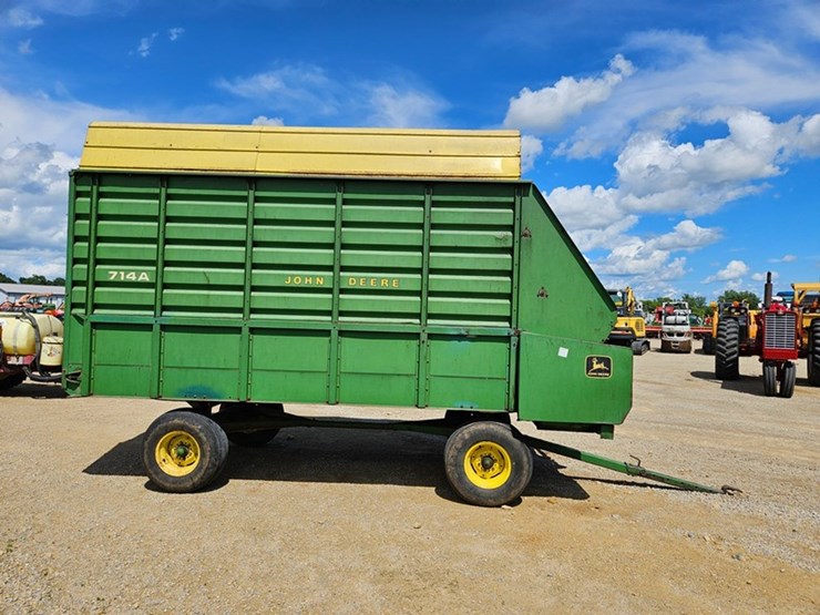 john-deere-714a-image-6