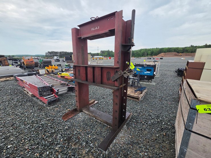 #6309-•-hydraulic-press-image-1