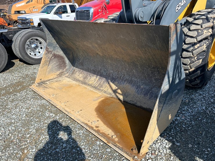2012-deere-624k-image-9
