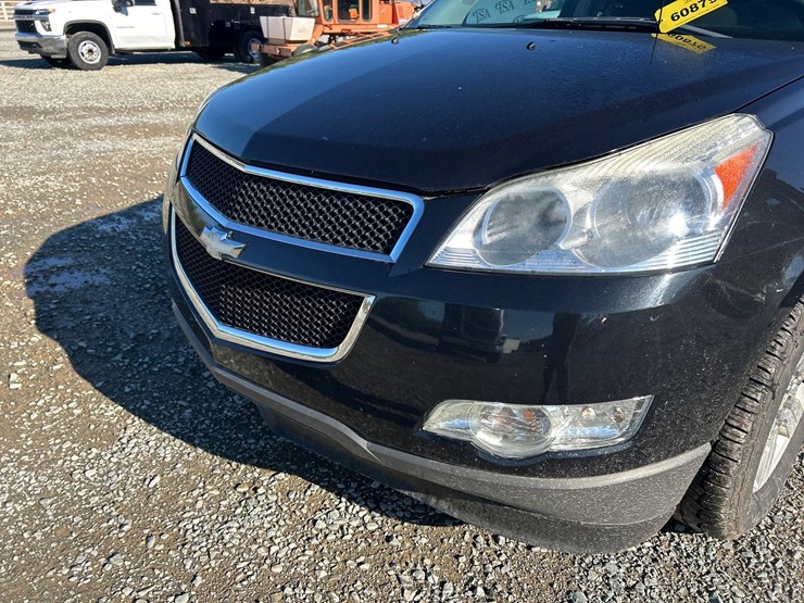 2012-chevrolet-traverse-image-10
