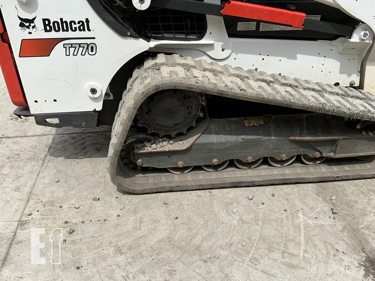 2019-bobcat-t770-image-10