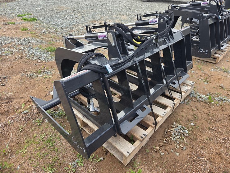 #6002-•-approx.-66"-unused-stout-66-9-skid-steer-brush-grapple-bucket-image-2