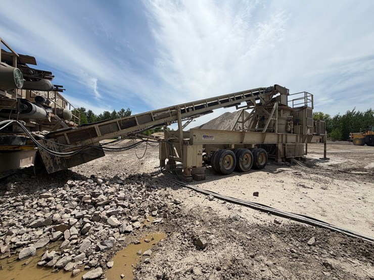 #1757-•-2005-mestco-hp4000-crusher-image-3
