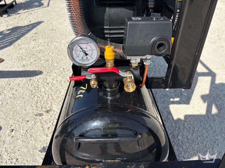 unused-2026-agt-ac-40-gallon-air-compressor-image-6