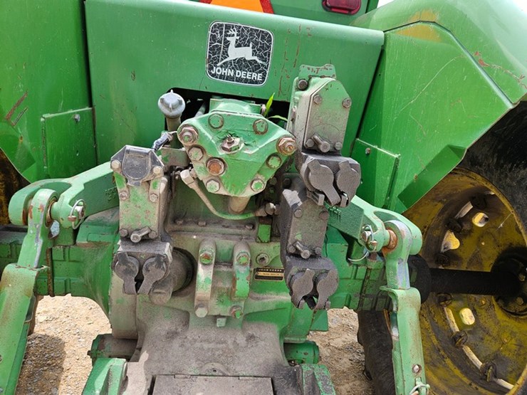 john-deere-8430-image-17