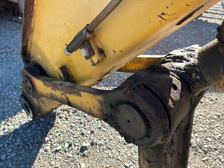 2000-deere-200-lc-image-15